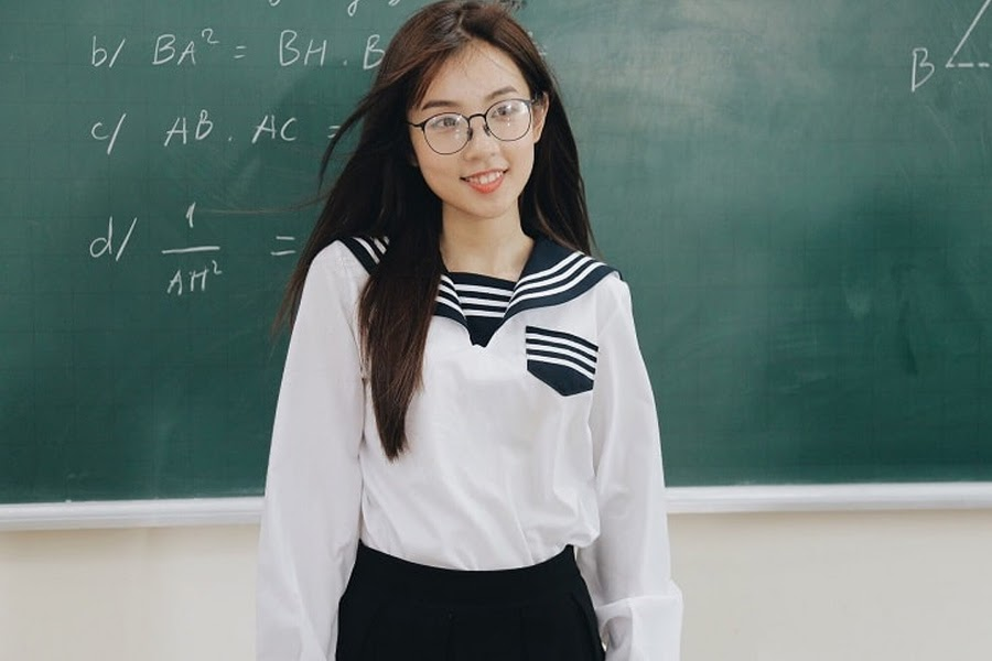 Bạn gái tôi là lớp trưởng