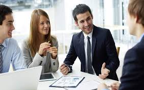Chị quản lý dễ thương